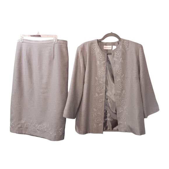 ALFRED DUNNER Embroidered Suit LG 12/14 Jacket Skirt Career Office Dressy Event - Picture 2 of 16